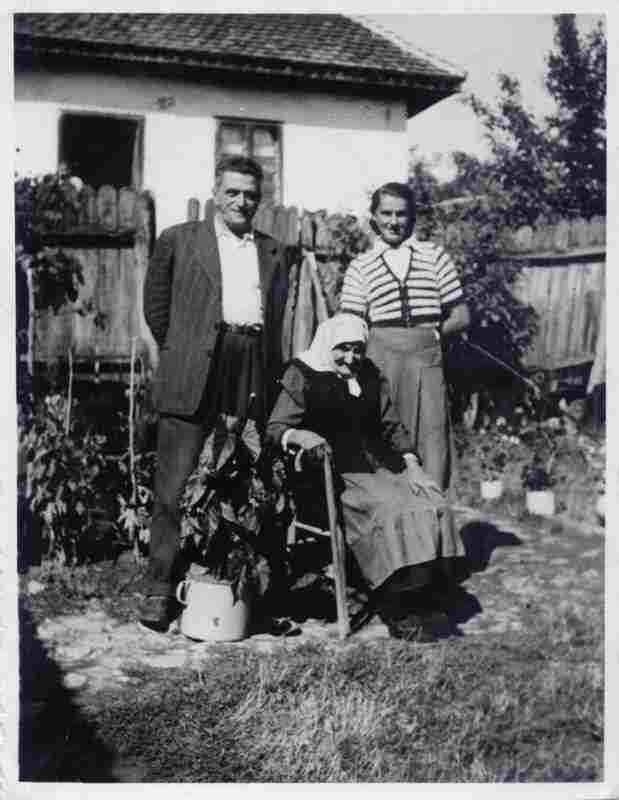 Konstantin Maksimovic, Mileva Maksimovic i Jagoda Gacic, ~1950.
